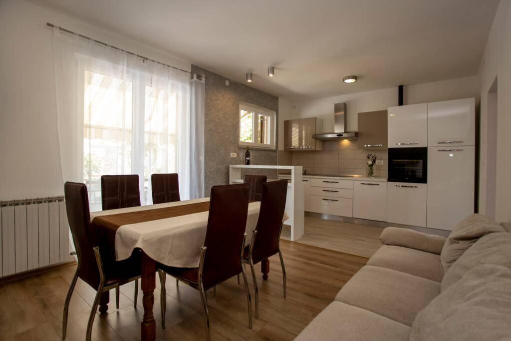 Herak - Smoljan Apartamento